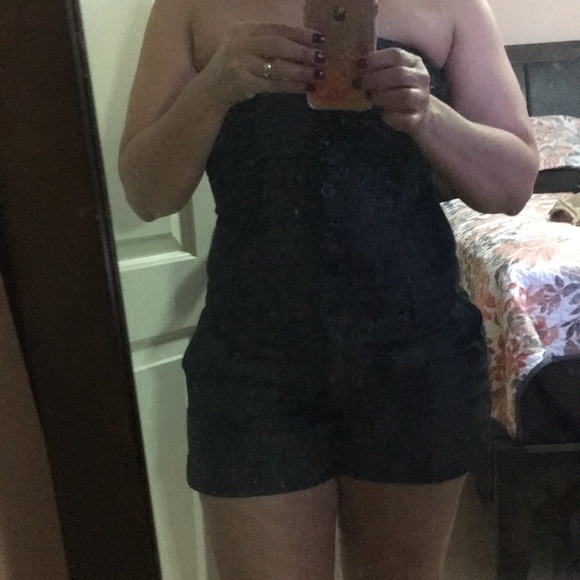 Short jumpsuit - Picture 1 of 3